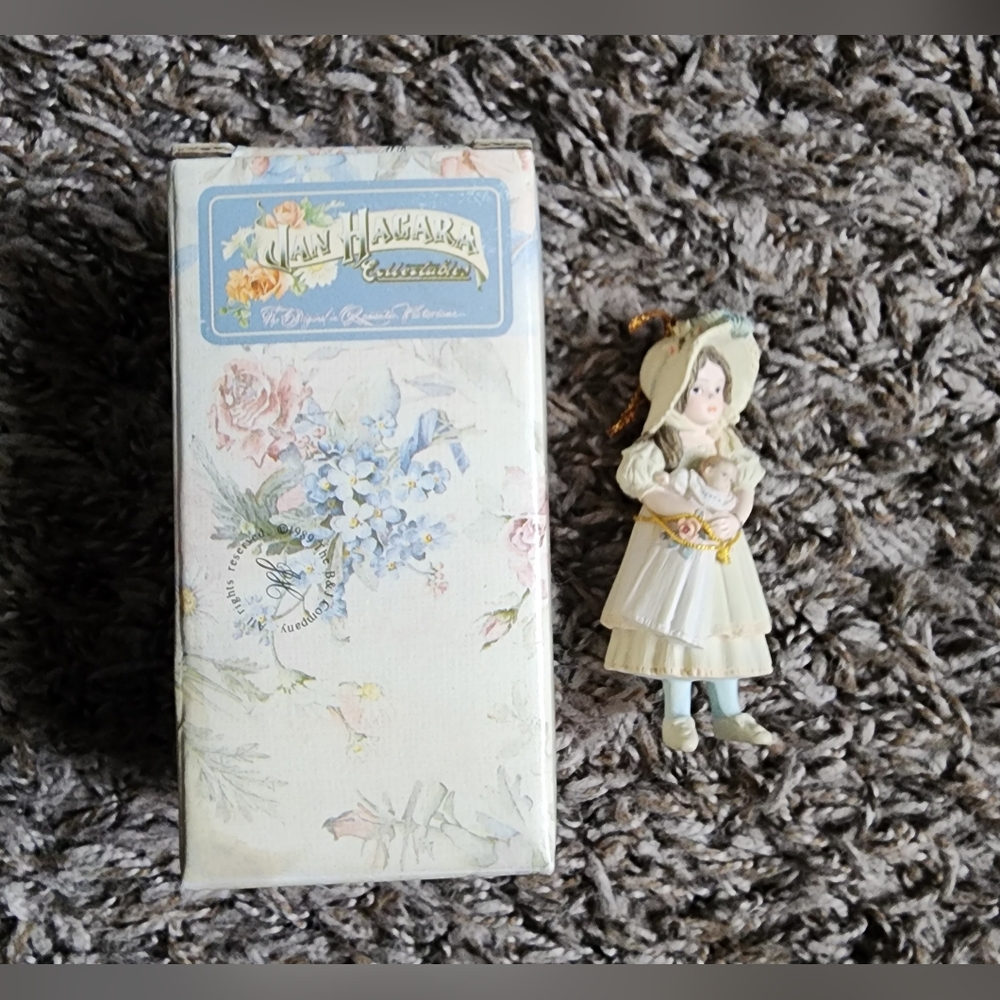 Jan Hagara "Fall/Megan" Porcelain Hanging Mini Ornament Figure NiB